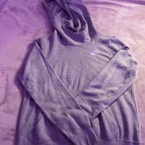 Women’s grey Nike pullover fleece-size small